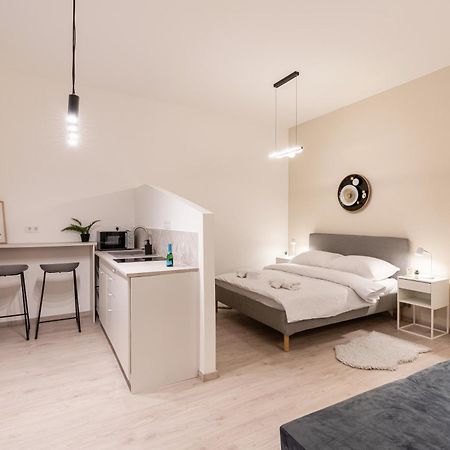 Kl31 - Urban Escape - Prime Location - Klauzal Square By Bqa Apartment Budapest Exterior photo