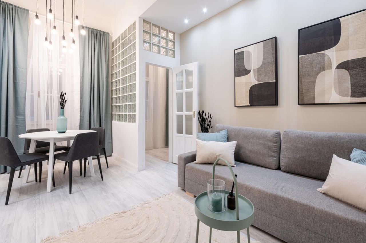 Kl31 - Urban Escape - Prime Location - Klauzal Square By Bqa Apartment Budapest Exterior photo